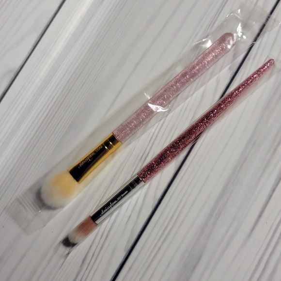 2pc Slmissglam unused makeup brushes: SS57 blender & SC62 - Picture 1 of 1